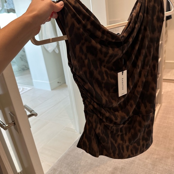 Aritzia Leopard Print Off-Shoulder Tank Top - Picture 2 of 2